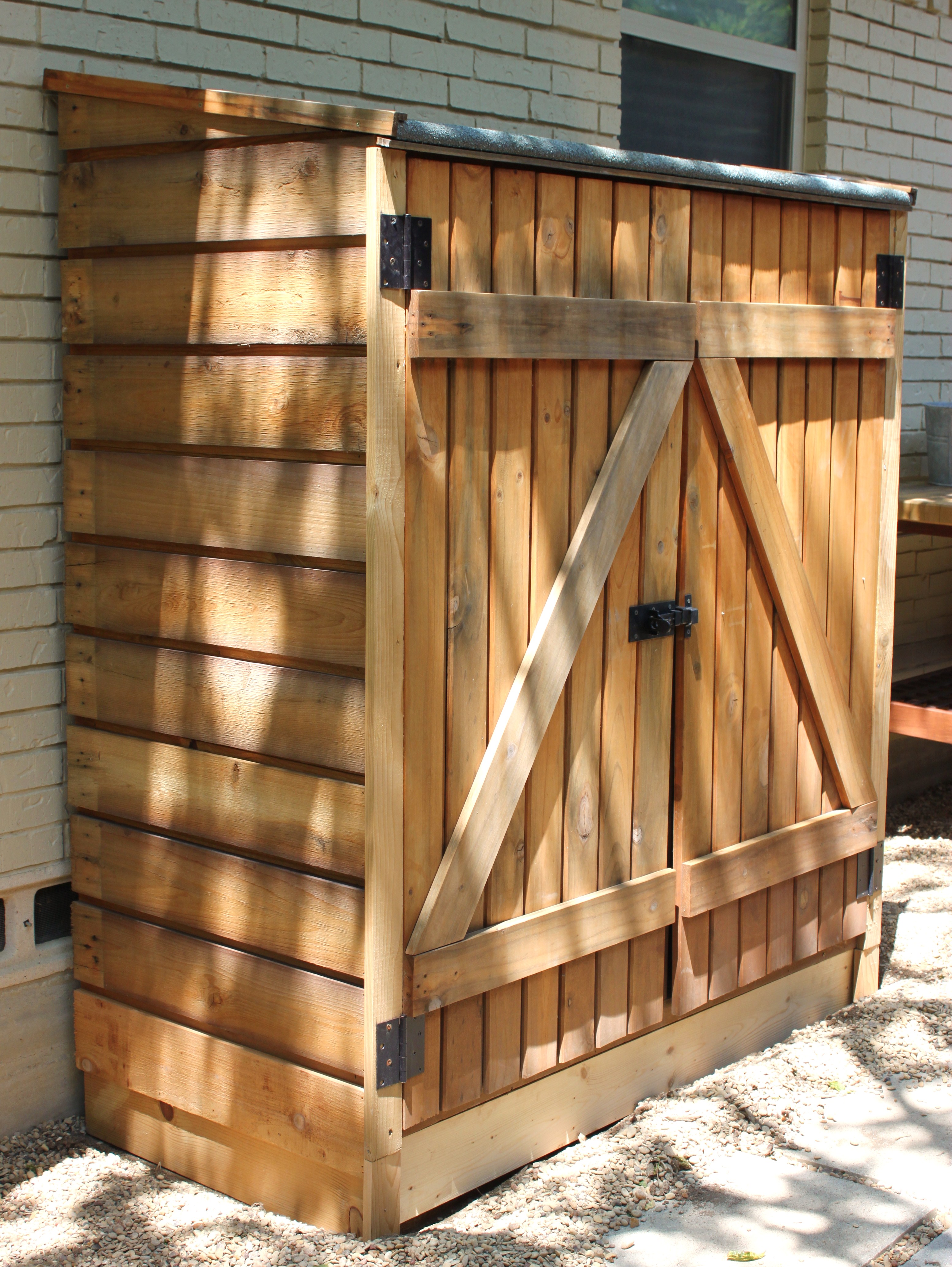 See how the side of the tool shed now mimics the lines of the 